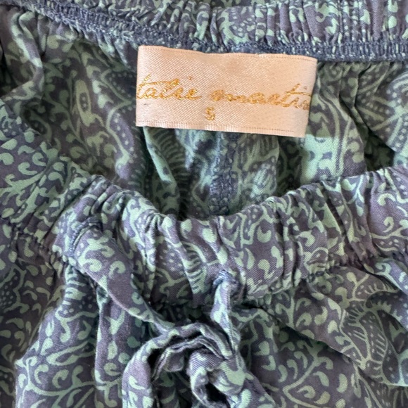 Green Patterned Two-Piece Set - Picture 4 of 7